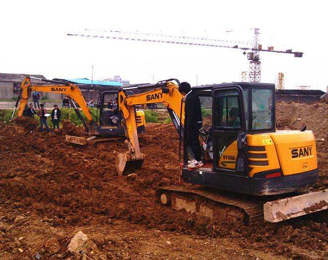 兰考县挖掘机培训学校